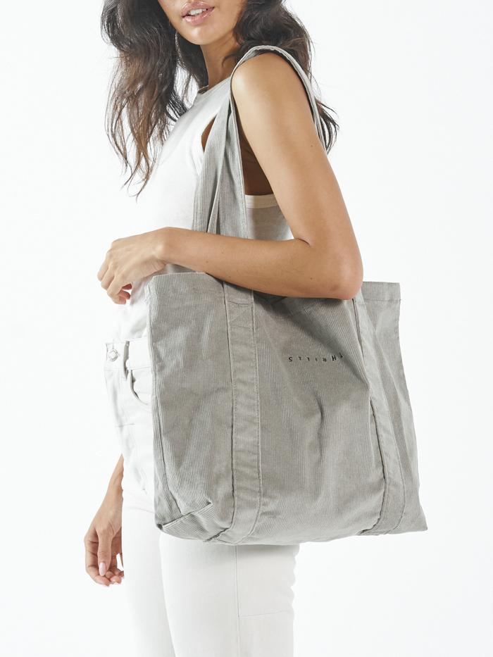 Minimal Thrills Tote - Gravel